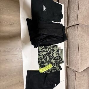 Victoria’s Secret & New Balance Leggings  BUNDLE (4 Items - Size Small)